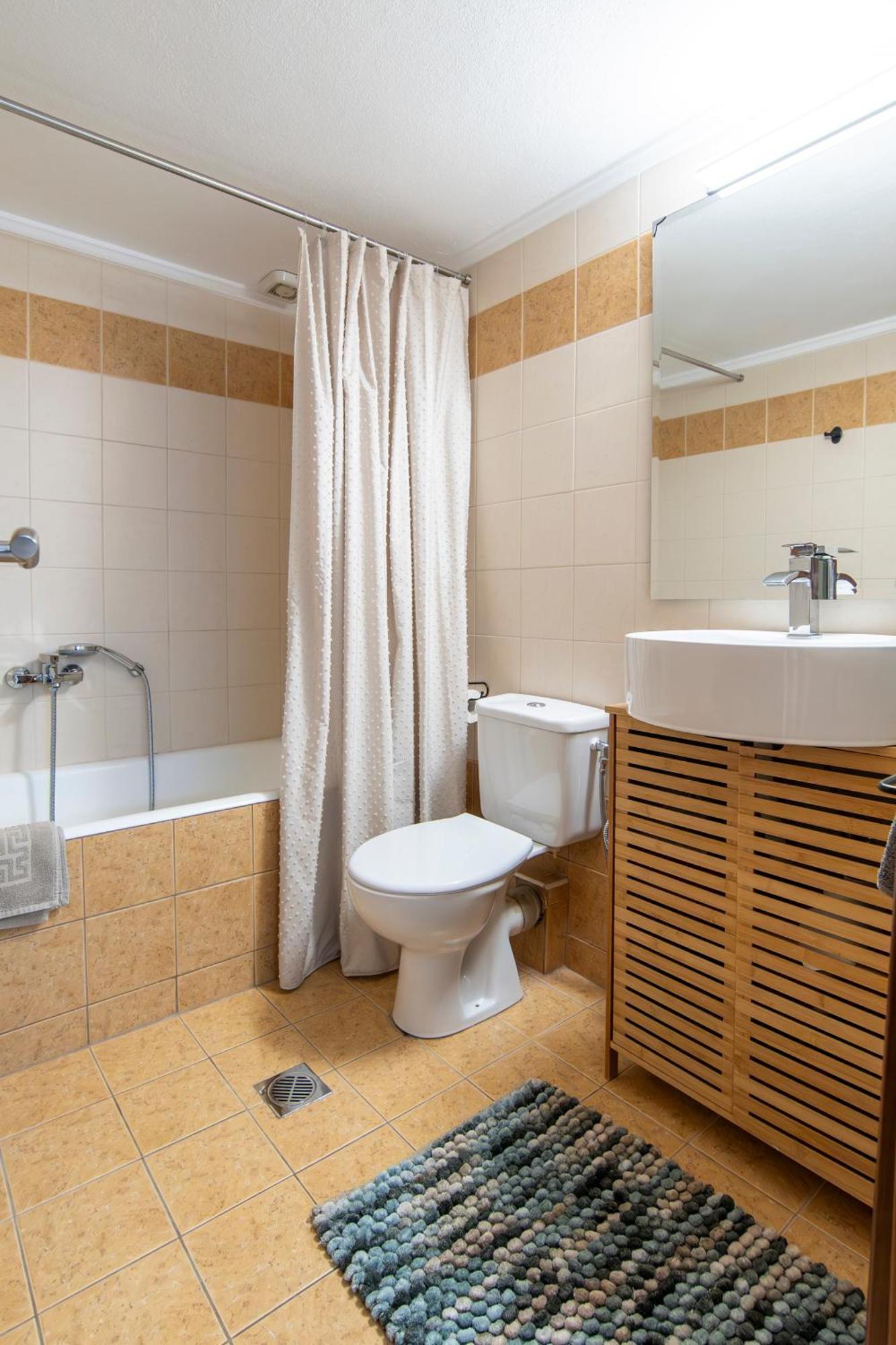 Point Apartment